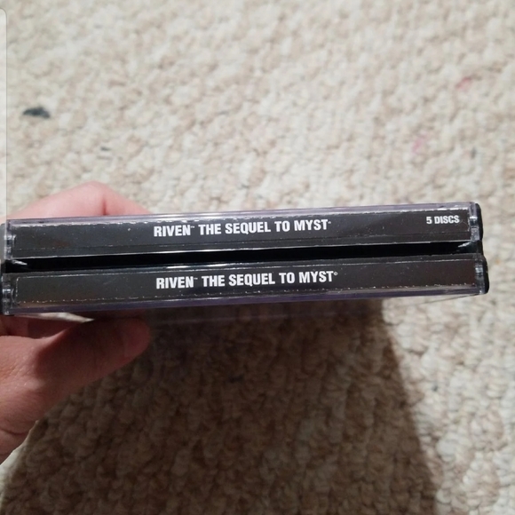 🕸Vintage Riven Sequel to Myst by Ubi Soft PC Game - Picture 3 of 8